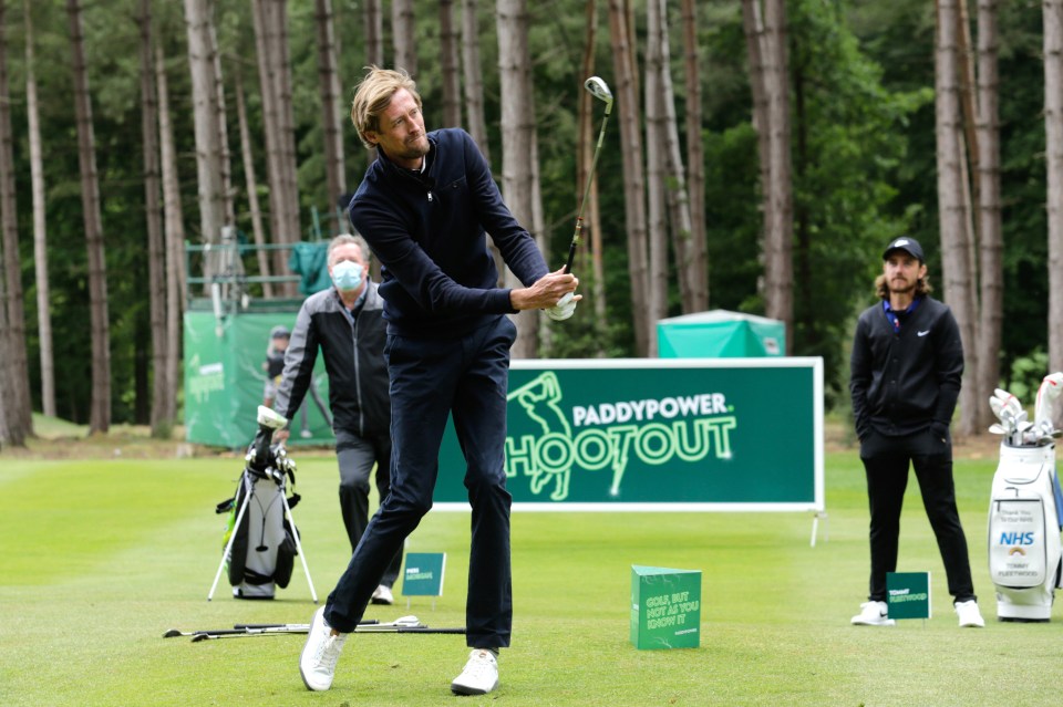 Jimmy says Peter Crouch can't 'chip it in the bin first time' on the golf course like he can