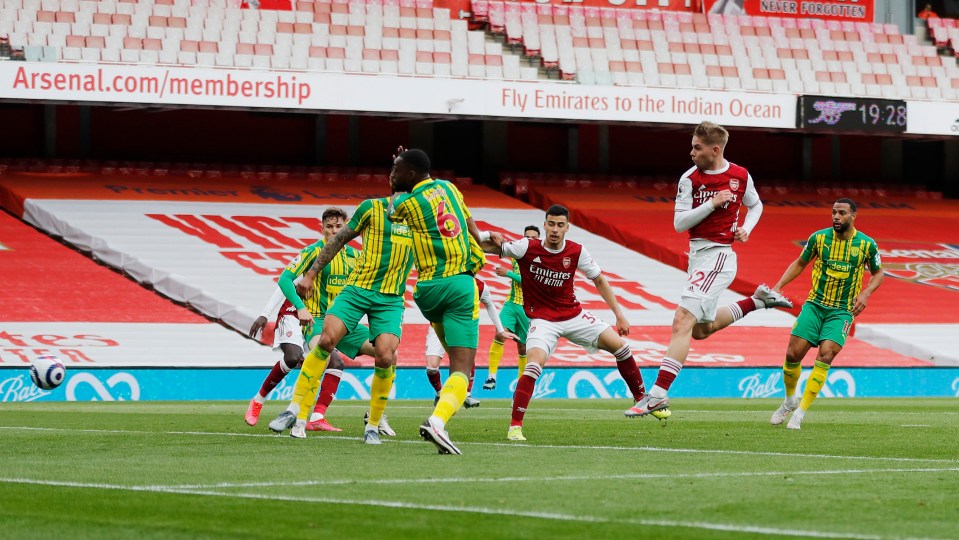 Emile Smith Rowe opened the scoring for the Gunners