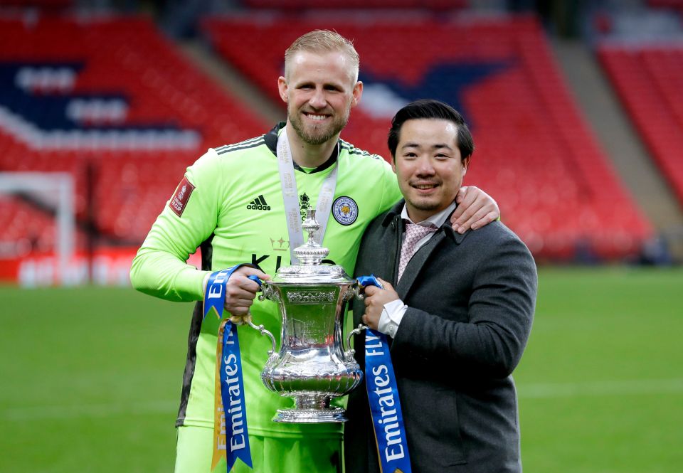Kasper Schmeichel brought Top Srivaddhanaprabha to the Wembley pitch