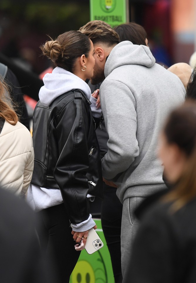 The two Love Island stars looked to be cosying up together