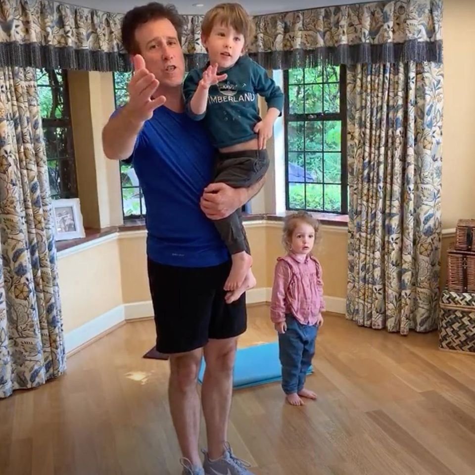 Anton has two children called Henrietta and George