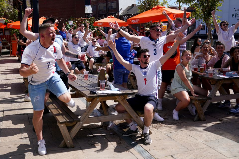 Brits have been flocking to pubs during Euro 2020