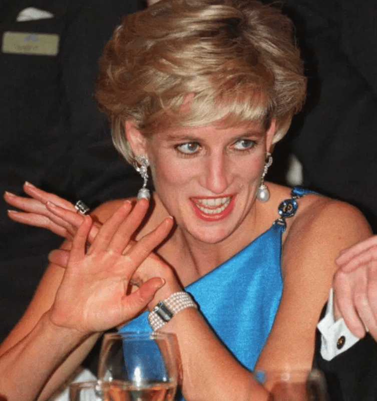Princess Diana was rushed to Pitié-Salpêtrière Hospital in Paris after the crash