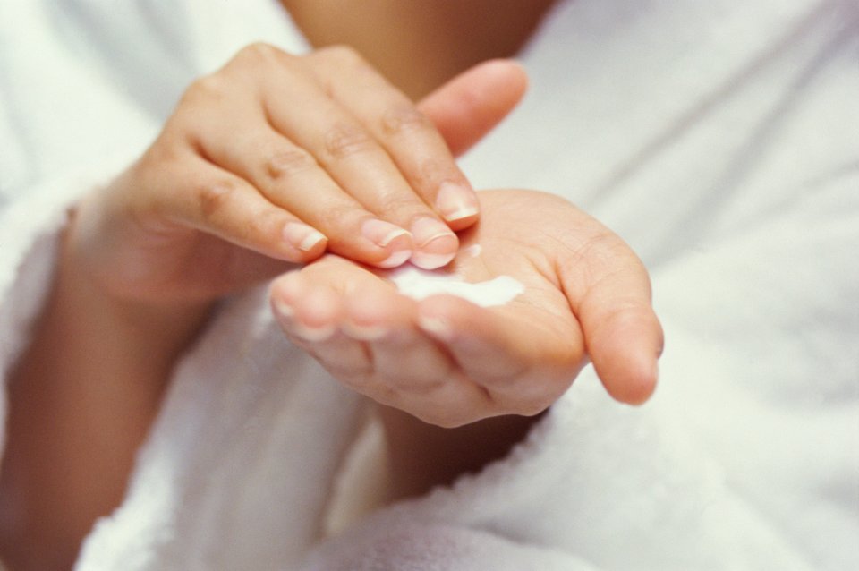 Make sure you keep your skin moisturised if you are suffering with sunburn