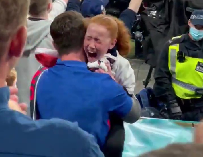 The 10-year-old sobbed after the kind gesture