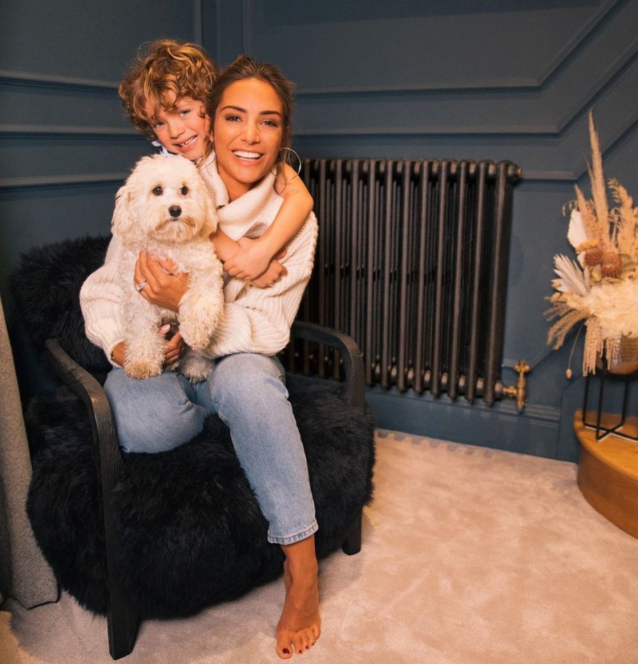 Frankie has chosen a strikingly modern colour scheme for her home
