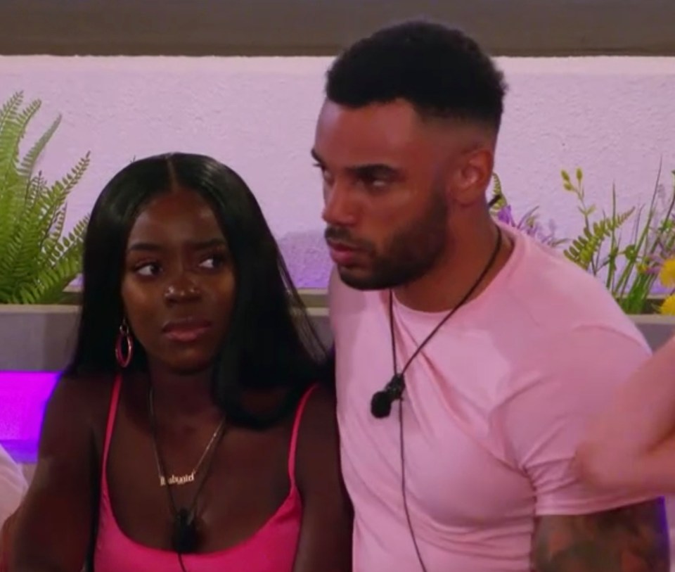 Kaz Kamwi also gave Chloe and Hugo a funny look after his speech