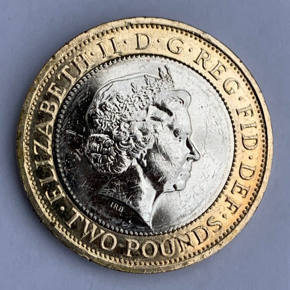 This is what the coin is supposed to look like without the error