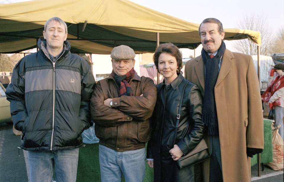 David Jason as Del, Nicholas Lyndhurst as Rodney, Tessa Peake as Raquel and John Challis as Boycie