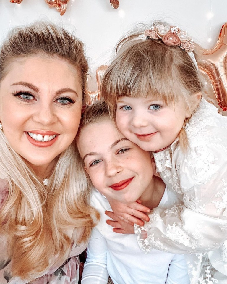 Louise Pentland rakes in £7,119 per post