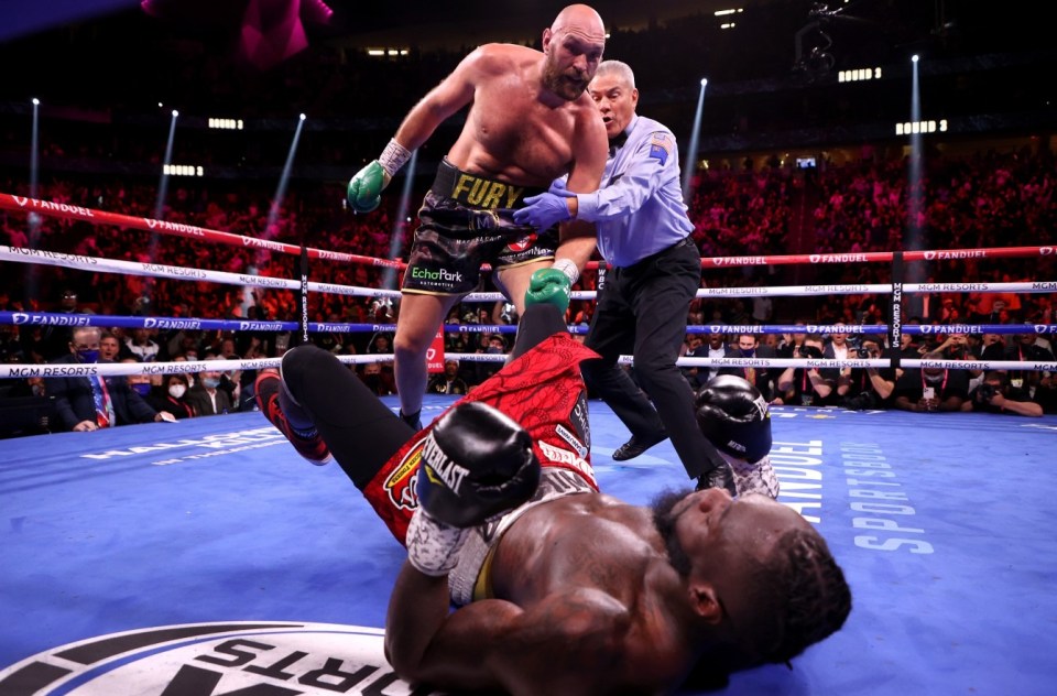 Tyson Fury claimed victory in the 11th round