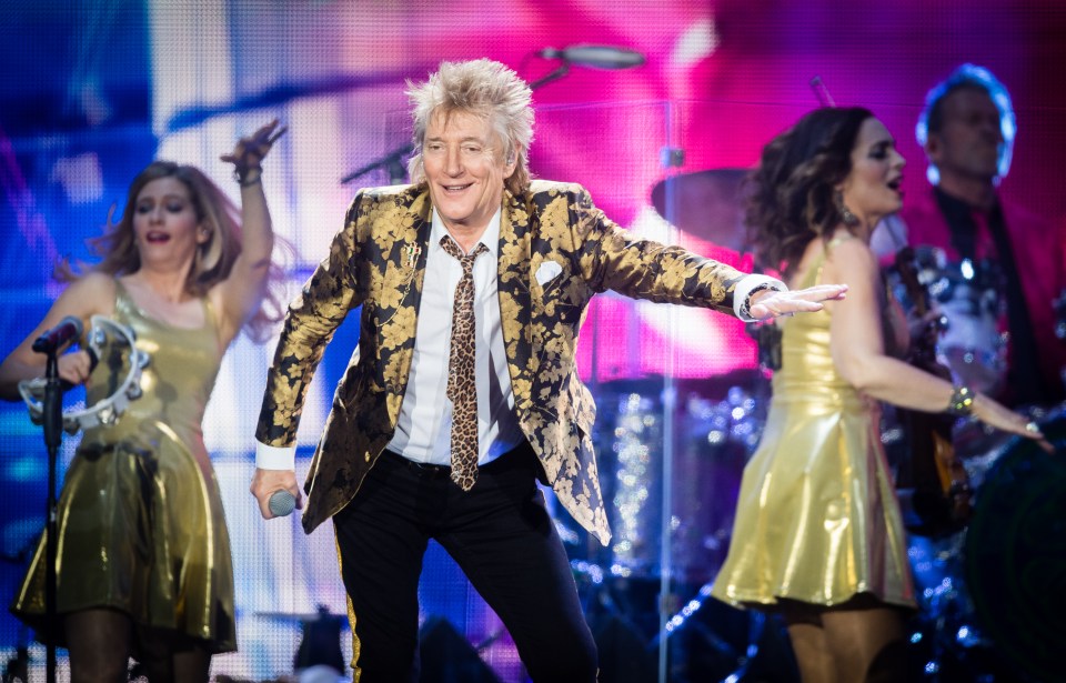 Rod Stewart will be touring the UK in November and December of next year