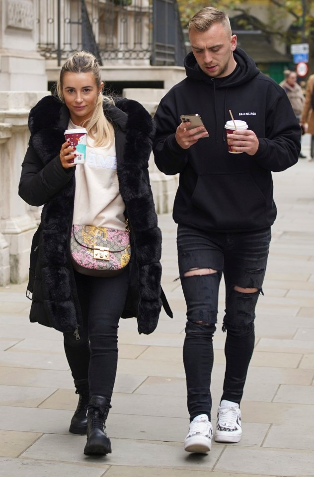 The pair were seen grabbing coffees after their romantic London hotel stay