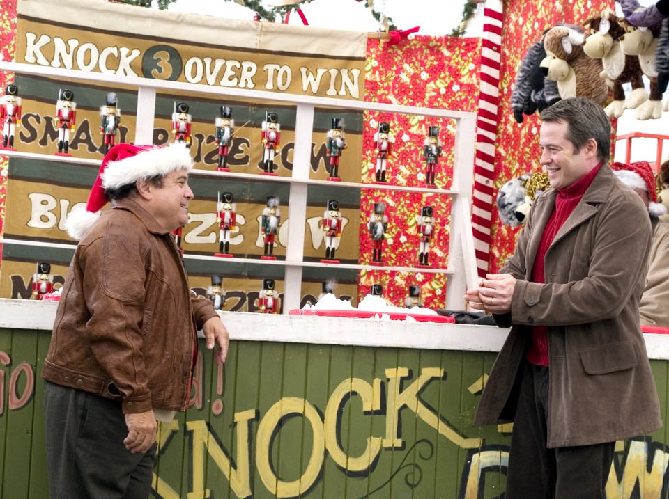 Hollywood A-listers Danny DeVito and Matthew Broderick starred in Deck The Halls back in 2006