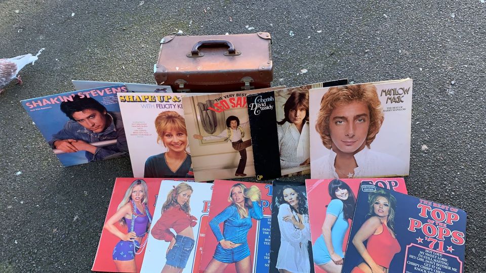 The sleeve of one of the often-ridiculed Top of the Pops LPs — compilations recorded by session musicians — contained four old £50 notes