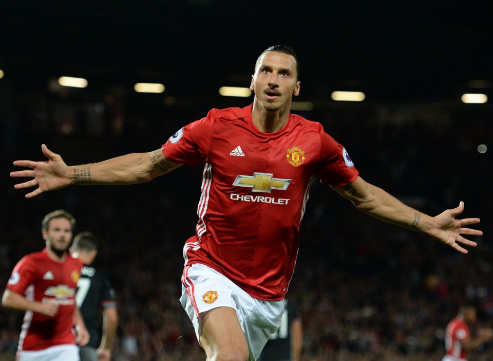 Zlatan  Ibrahimovic moved to Manchester United in 2016