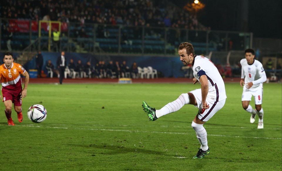 Harry Kane scored four as England thrashed San Marino 10-0 to qualify for Qatar