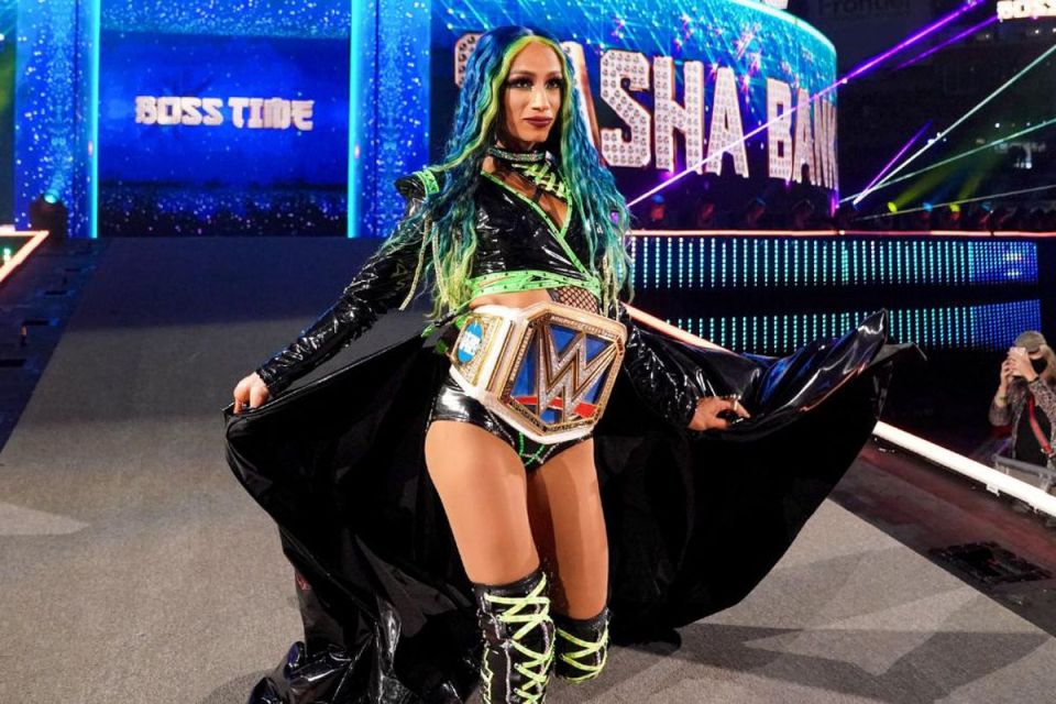 Sasha Banks suffered an injury on Sunday at a WWE live event