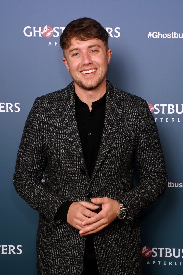 Lottie and Roman Kemp had a date at Soho House, during which they kissed