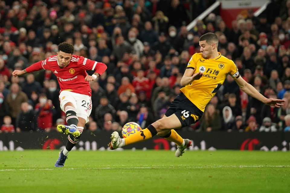 Jadon Sancho chose to shoot here instead of playing Ronaldo in and it summed up his dreadful contribution