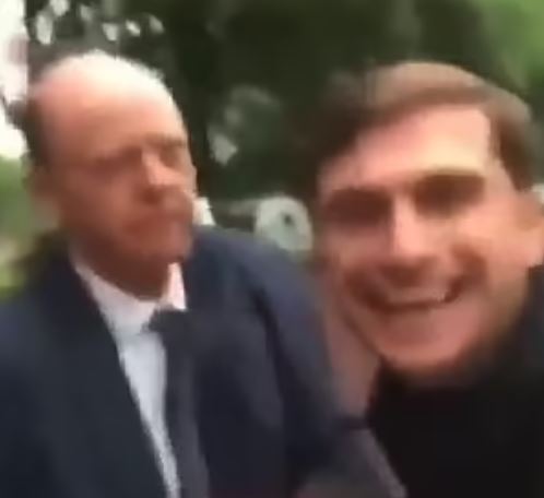 He claimed that he just wanted a selfie with the civil servant for his mum
