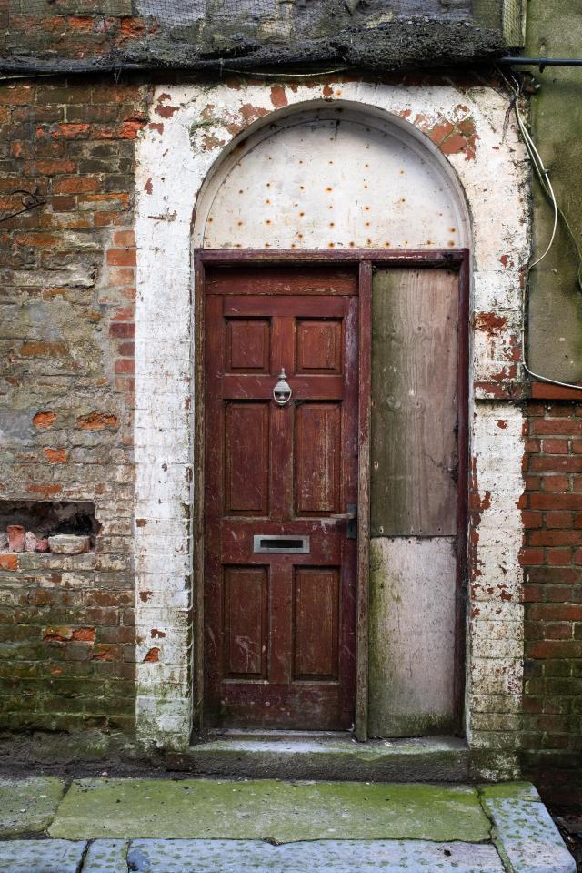 A key error sellers make is not setting a good first impression with the outside of the property