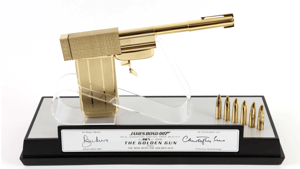 The replica 18-carat gun is among 170 rare pieces of memorabilia likely to make £140,000 next week