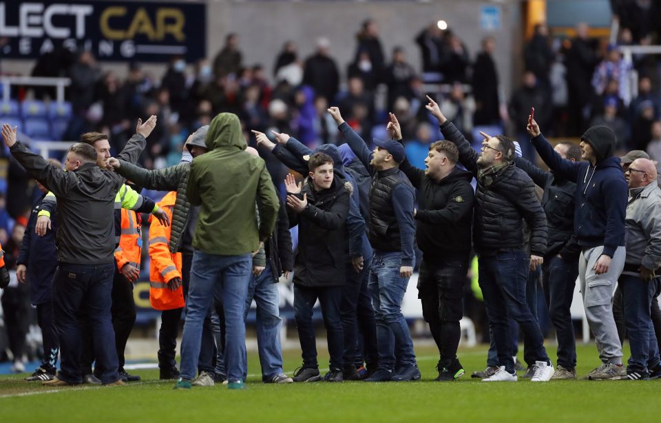 Royals supporters looked to confront boss Veljko Paunovic after a seventh consecutive Championship defeat