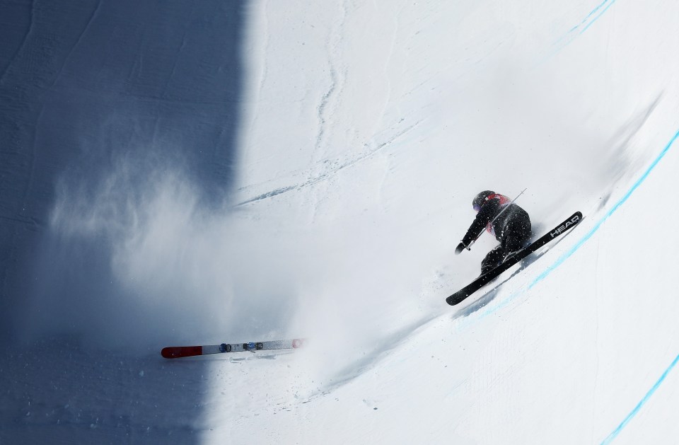 The US-born Brit crashed twice during the half-pipe final and could only manage a ninth-place finish