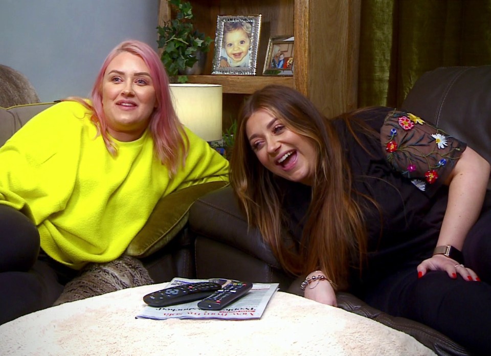Ellie and her sister Izzi are well known for appearing on Gogglebox