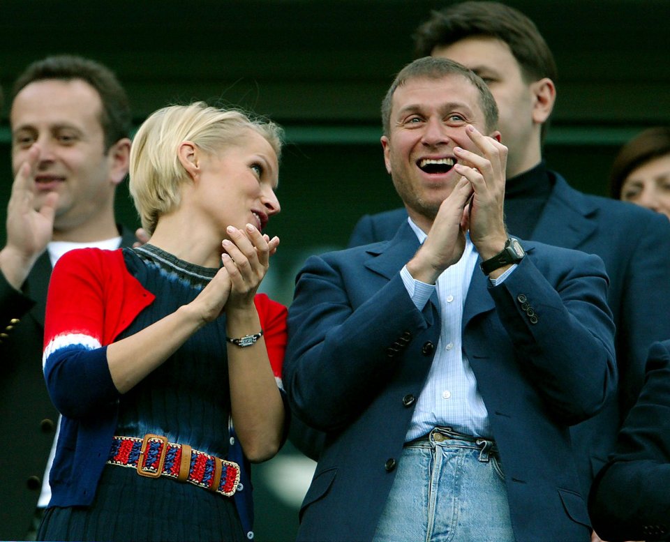 Ex-stewardess Irina divorced from Roman Abramovich in 2007
