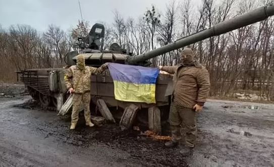 A Russian tank now in the hands of Ukrainian forces