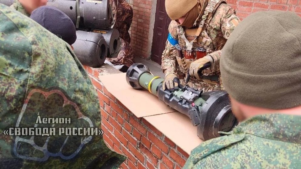 Captured Russian troops have formed a new battalion to fight Putin