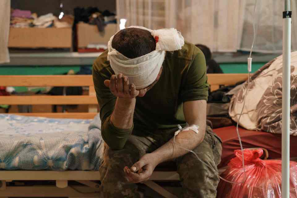 A wounded Ukraine soldier
