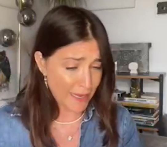 Lisa Snowdon broke down in tears as she gave fans an update on her 'rollercoaster' health