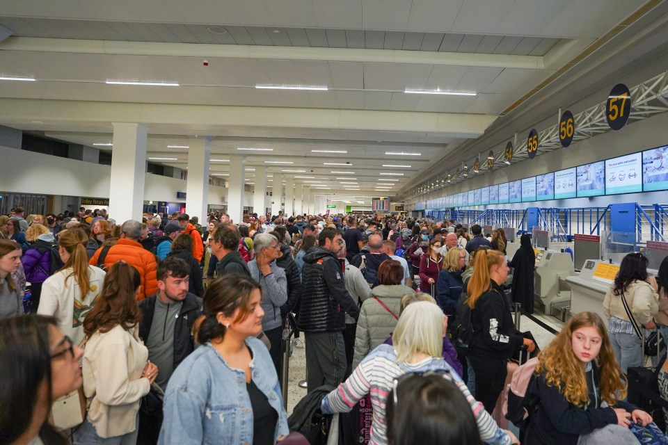 Travellers in Manchester fear "staff shortages" are causing the chaos