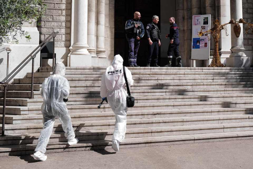 Forensics arrive to investigate the scene