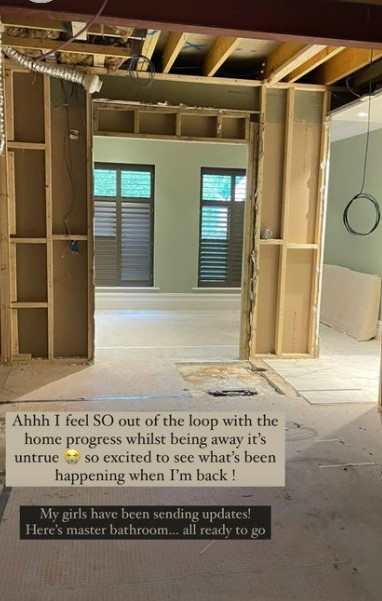 Molly-Mae gave fans an update on her bathroom renovations