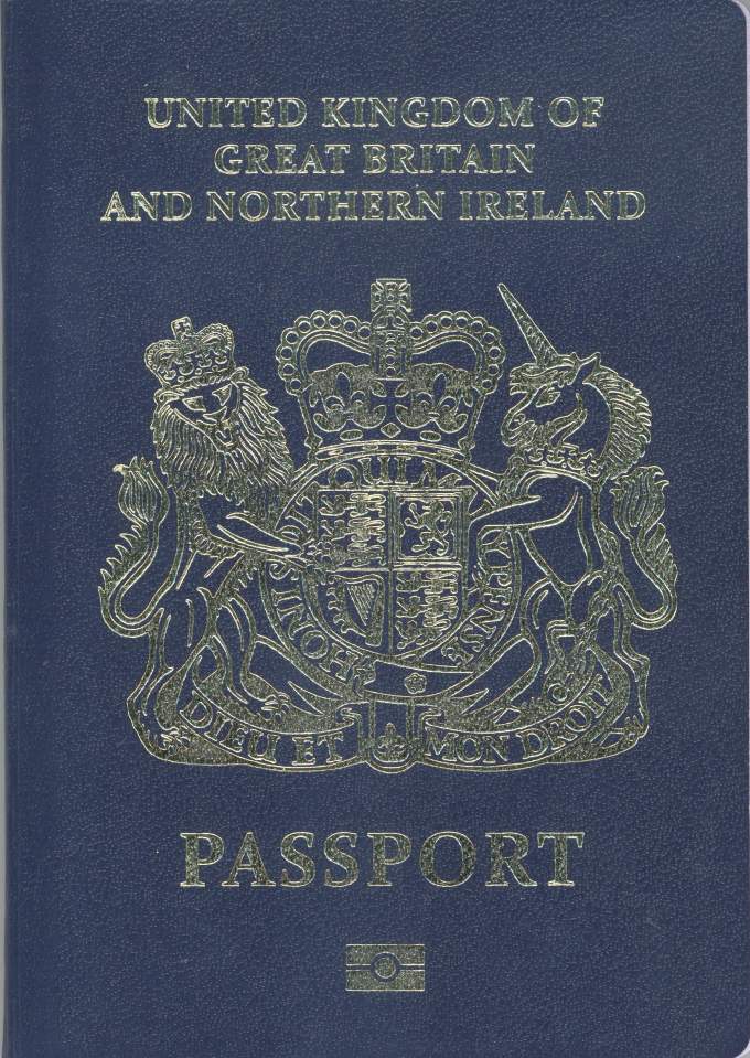 The poor service from the UK passport hotline has been slammed as unacceptable