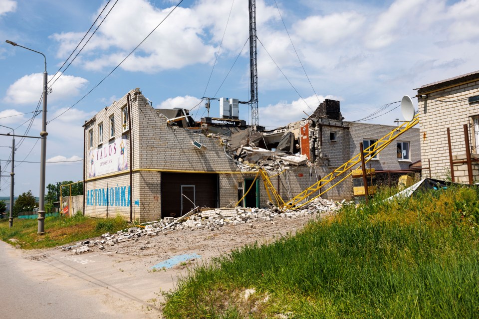 Putin's forces have continued indiscriminate shelling of residential properties