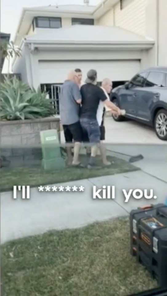 Casha threatened his neighbour with a broom and threatened to kill him