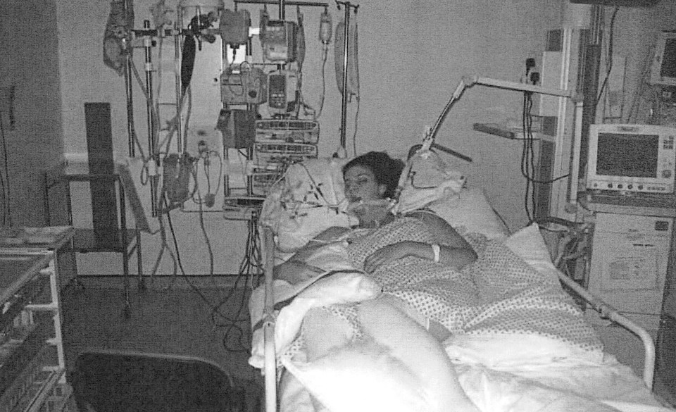She shared photos of her in a hospital bed after she first attempted to kill herself in 2008