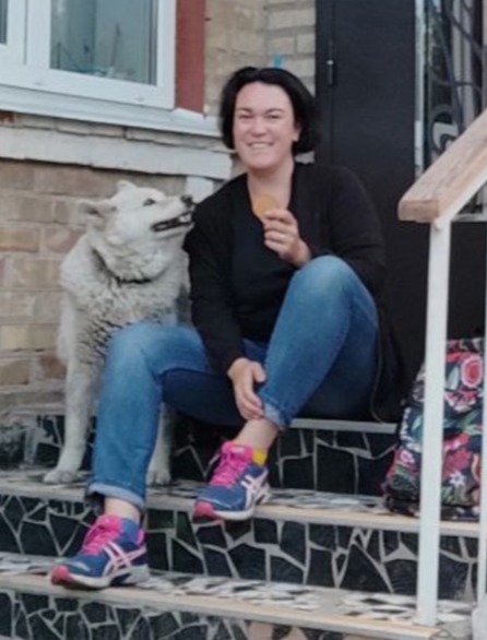 Astonishingly, her Siberian husky Belyi has survived pictured in July