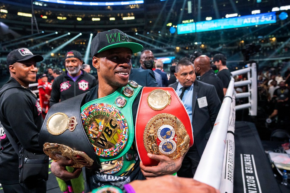 Errol Spence Jr and Terence Crawford are closing in on a undisputed super-fight