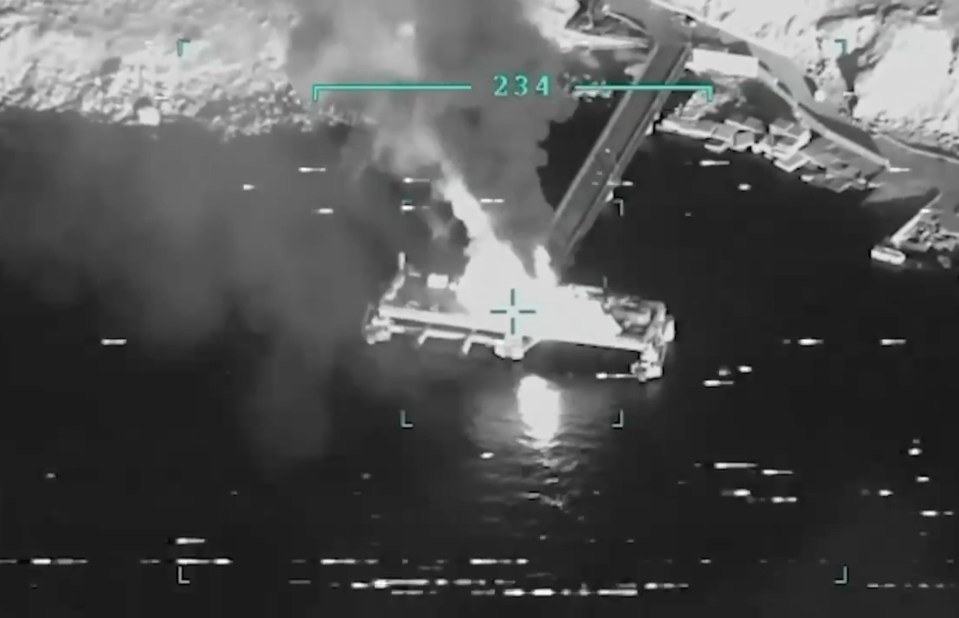 A video shows the Ukrainian Army taking out the left-over equipment and weapons at Snake Island after Russian forces failed to retrieve them