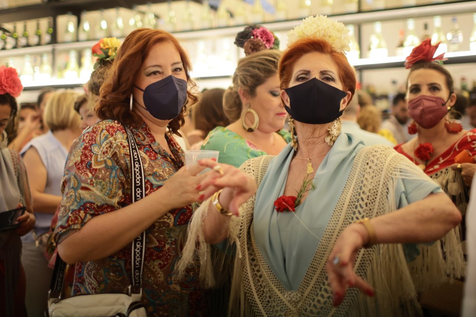 Spain could bring back mandatory indoor mask wearing in Spain this summer