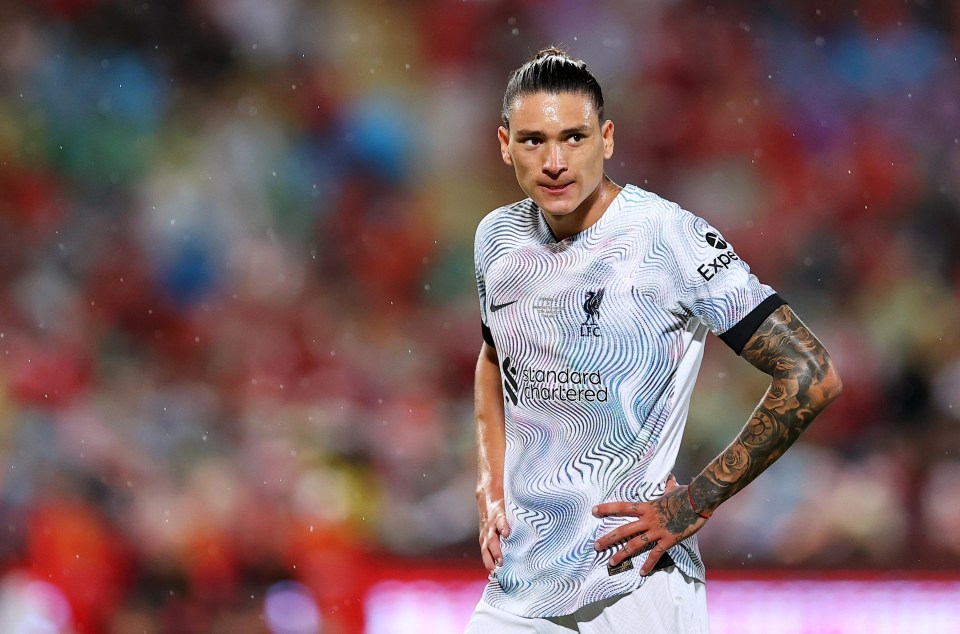 New Liverpool signing Darwin Nunez missed a sitter from close range late on - making his decision to snub Utd for an £85m move to the Reds a bit easier to take for Red Devils fans