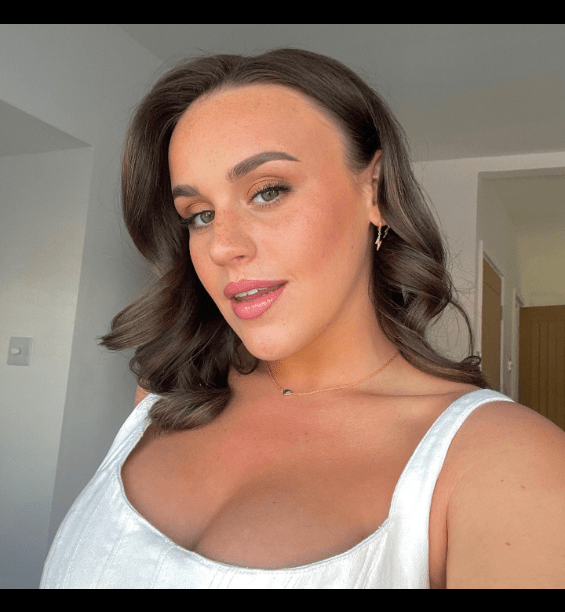 Ellie wowed fans with her latest selfie