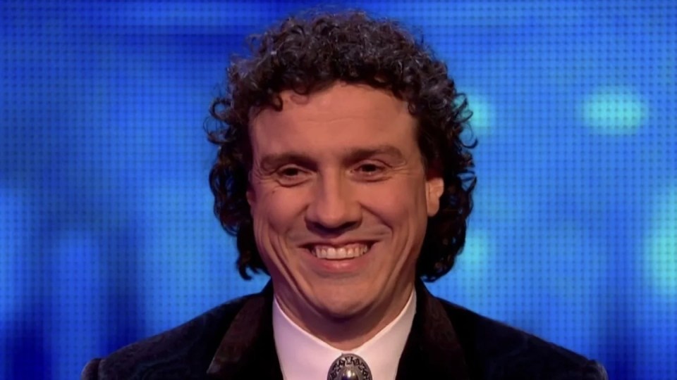 Darragh is a professional Chaser on the ITV show
