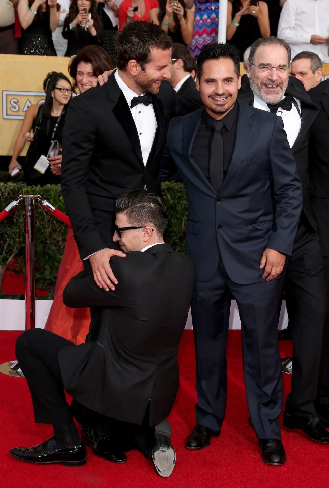 Bradley Cooper kept calm when Vitalli Sediuk planted his face in his crotch